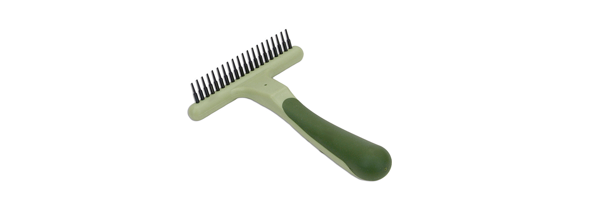 Coastal Single Row Undercoat Rake