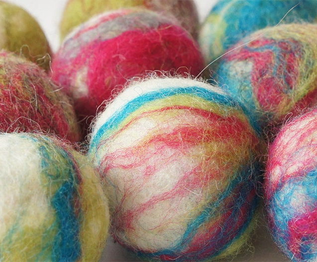 Wonky Whisker Crafts Felted Catnip Ball